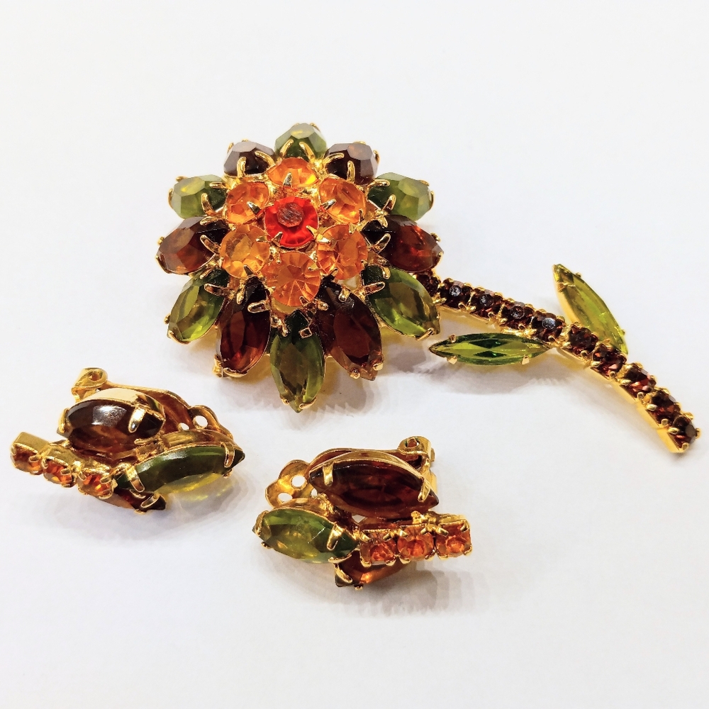 Vintage Fall Colors Rhinestone Flower Brooch And Earrings Set